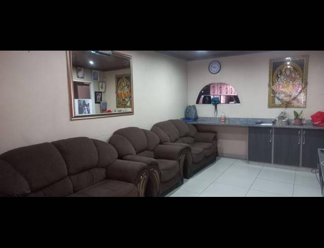 3 BEDROOM PROPERTY TO RENT IN STONEBRIDGE